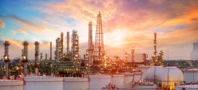 Explosive environments